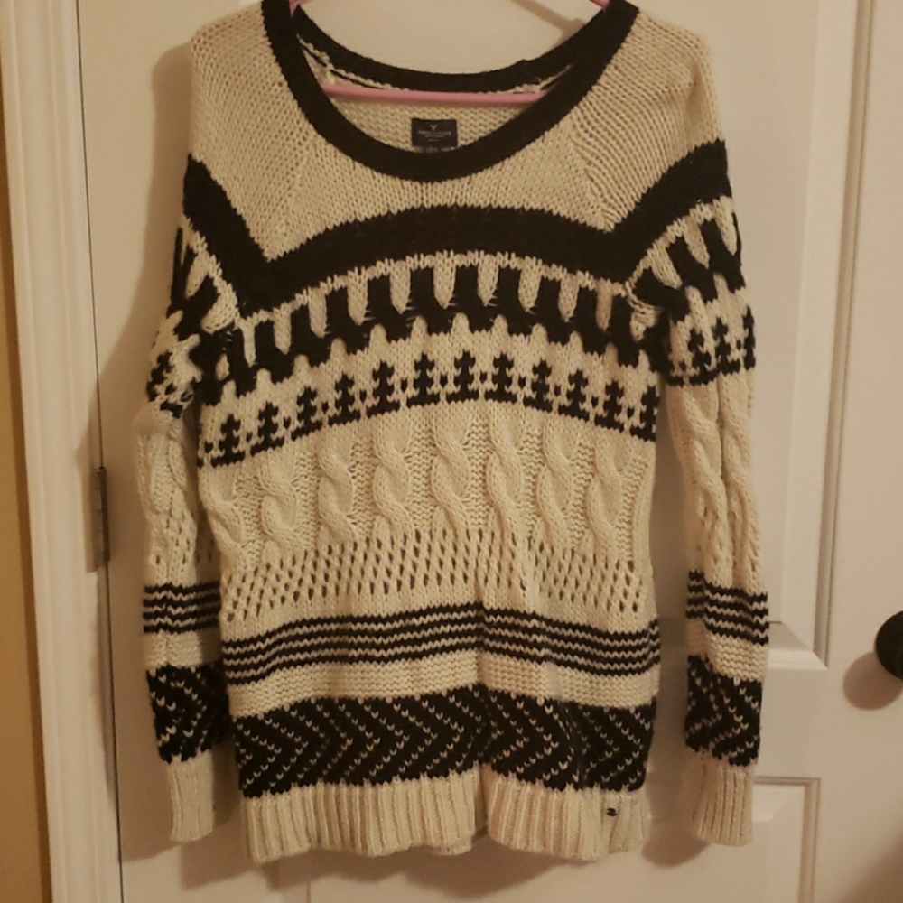 American Eagle Outfitters MEDIUM chunky sweater